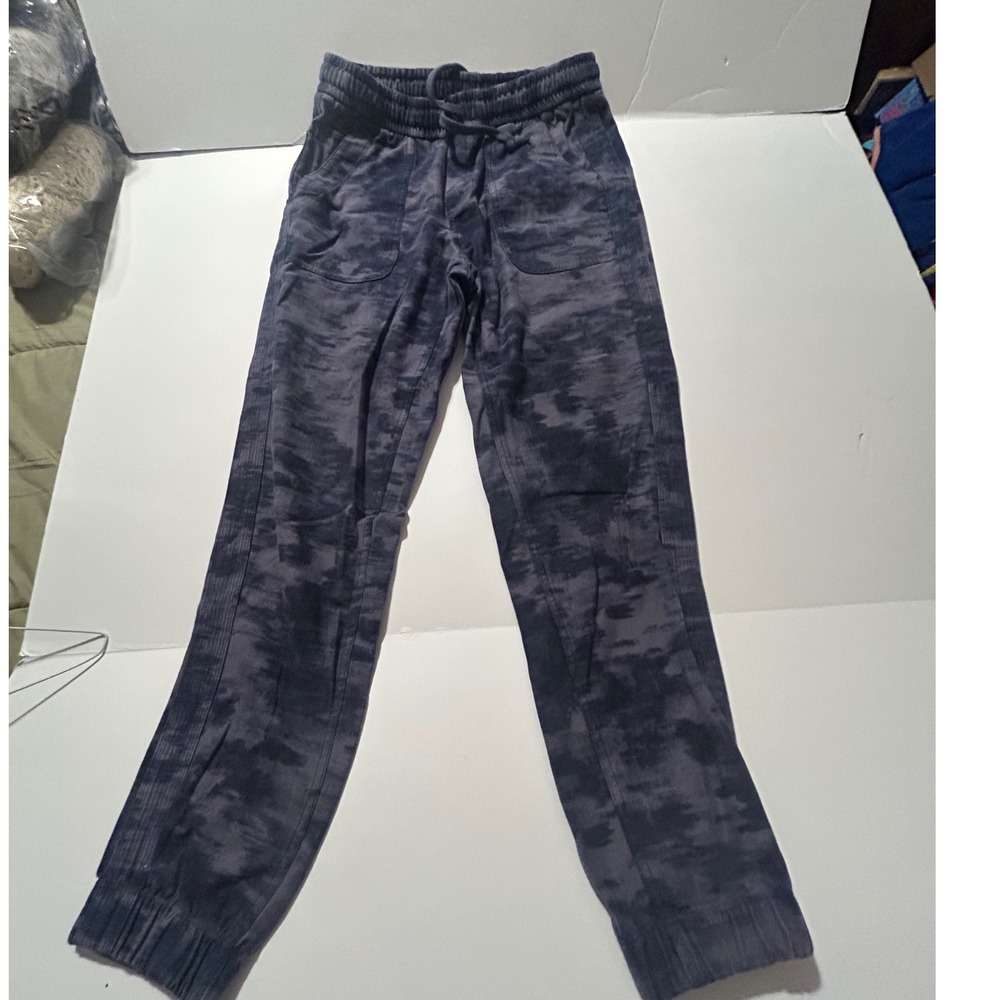 Athleta Farallon Printed Jogger Blue Grey Camo Organic Cotton Pants Womens 4